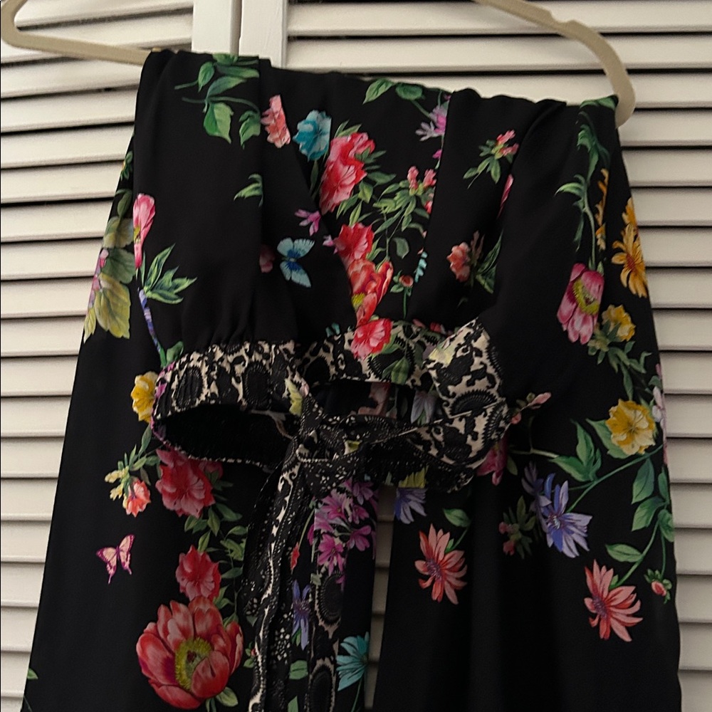 Gorgeous and flowing Johnny Was Black Floral lounging Pants. XS. - Picture 7 of 16
